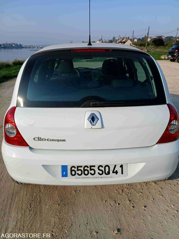 RENAULT CLIO II 1.5 DCI DE 2008 - Personenwagen: afbeelding 5 RENAULT CLIO II 1.5 DCI DE 2008 - Personenwagen: afbeelding 5