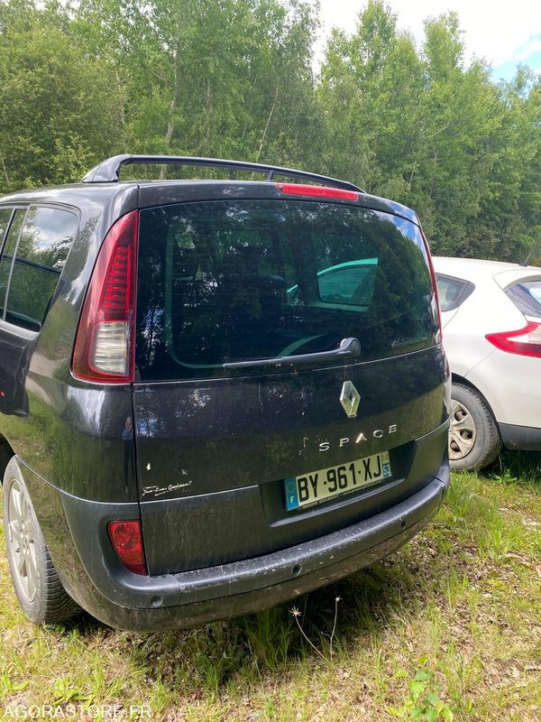 RENAULT ESPACE / 182 000 KM / 2011 / BY-961-XJ - Personenwagen: afbeelding 3 RENAULT ESPACE / 182 000 KM / 2011 / BY-961-XJ - Personenwagen: afbeelding 3