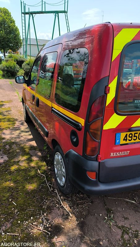 RENAULT KANGOO 1 PHASE 1 1,5L DCI 65CV - 2002 - 170000kms - Kleine bestelwagen: afbeelding 2 RENAULT KANGOO 1 PHASE 1 1,5L DCI 65CV - 2002 - 170000kms - Kleine bestelwagen: afbeelding 2