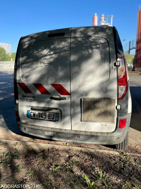 RENAULT KANGOO - 2013 / 383982 KM(CW-749-EJ) (MD233) - Kleine bestelwagen: afbeelding 3 RENAULT KANGOO - 2013 / 383982 KM(CW-749-EJ) (MD233) - Kleine bestelwagen: afbeelding 3
