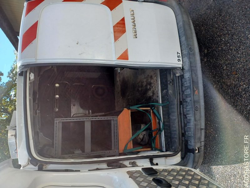 RENAULT KANGOO / REF SCP : 957 - Gesloten bestelwagen: afbeelding 5 RENAULT KANGOO / REF SCP : 957 - Gesloten bestelwagen: afbeelding 5