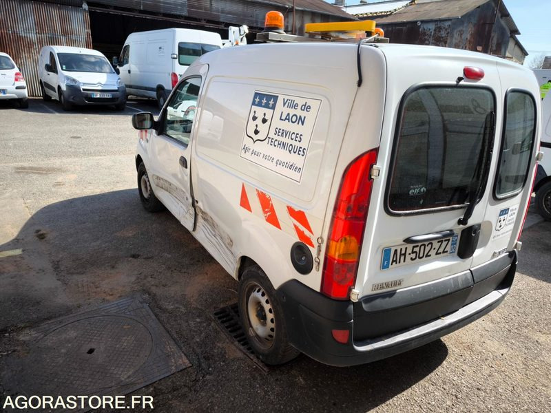 RENAULT KANGOO (vente pour pièces) 128937 kms 2009 - Kleine bestelwagen: afbeelding 4 RENAULT KANGOO (vente pour pièces) 128937 kms 2009 - Kleine bestelwagen: afbeelding 4