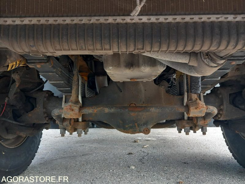RENAULT KERAX 4X4 DXI 370 BENNE + Saleuse MECAGIL LEBON (KR0406 + SL0203) - Sneeuwruimer: afbeelding 5 RENAULT KERAX 4X4 DXI 370 BENNE + Saleuse MECAGIL LEBON (KR0406 + SL0203) - Sneeuwruimer: afbeelding 5