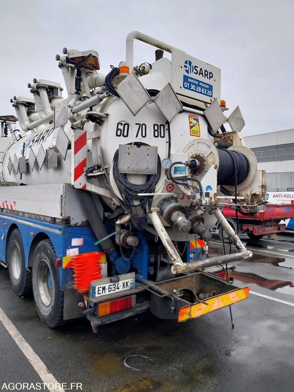RENAULT KERAX HUWER ADR 2001 515000KM / PB BV EXPORT UNIQUEMENT - Vacuümwagen: afbeelding 3 RENAULT KERAX HUWER ADR 2001 515000KM / PB BV EXPORT UNIQUEMENT - Vacuümwagen: afbeelding 3