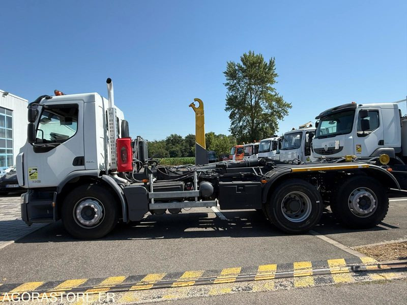 RENAULT LANDER 320 - 6X2 - POLYBENNE - AMPLIROLL - Haakarmsysteem vrachtwagen: afbeelding 4 RENAULT LANDER 320 - 6X2 - POLYBENNE - AMPLIROLL - Haakarmsysteem vrachtwagen: afbeelding 4