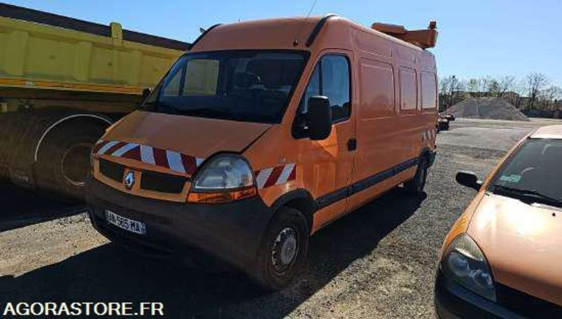 RENAULT MASTER - AN565MA - Gesloten bestelwagen: afbeelding 1 RENAULT MASTER - AN565MA - Gesloten bestelwagen: afbeelding 1