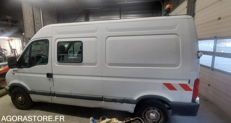 RENAULT MASTER II L2H2 94527 kms 1998 - Gesloten bestelwagen: afbeelding 3 RENAULT MASTER II L2H2 94527 kms 1998 - Gesloten bestelwagen: afbeelding 3