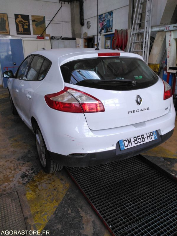 RENAULT MEGANE DIESEL - Personenwagen: afbeelding 2 RENAULT MEGANE DIESEL - Personenwagen: afbeelding 2