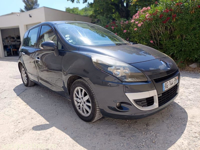RENAULT SCENIC - 2009 - 154900KMS - Personenwagen: afbeelding 1 RENAULT SCENIC - 2009 - 154900KMS - Personenwagen: afbeelding 1