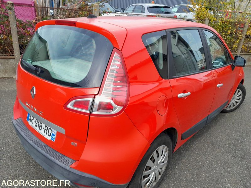 RENAULT SCENIC - Personenwagen: afbeelding 4 RENAULT SCENIC - Personenwagen: afbeelding 4