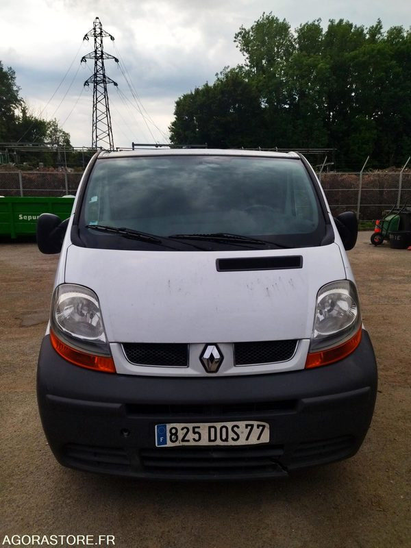 RENAULT TRAFIC DE 2005  71234 KM - Gesloten bestelwagen: afbeelding 1 RENAULT TRAFIC DE 2005  71234 KM - Gesloten bestelwagen: afbeelding 1