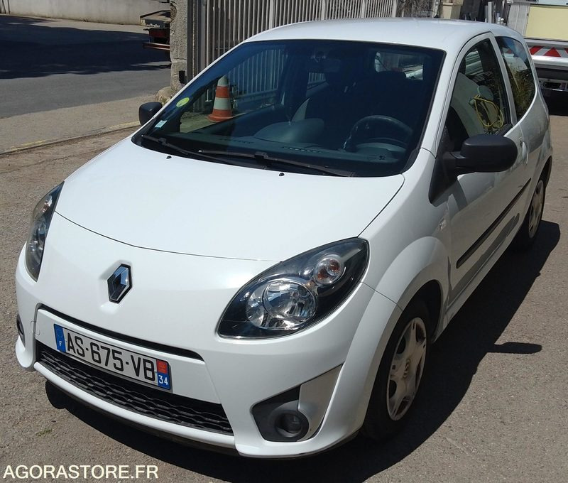 RENAULT TWINGO 2 72848 kms 2010 - Personenwagen: afbeelding 1 RENAULT TWINGO 2 72848 kms 2010 - Personenwagen: afbeelding 1