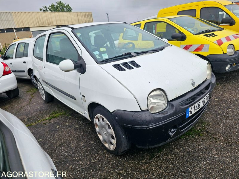 RENAULT TWINGO - 2006 - 151461km - 4148YQ76 - Personenwagen: afbeelding 2 RENAULT TWINGO - 2006 - 151461km - 4148YQ76 - Personenwagen: afbeelding 2