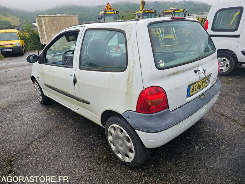 RENAULT TWINGO - 2006 - 151461km - 4148YQ76 - Personenwagen: afbeelding 4 RENAULT TWINGO - 2006 - 151461km - 4148YQ76 - Personenwagen: afbeelding 4