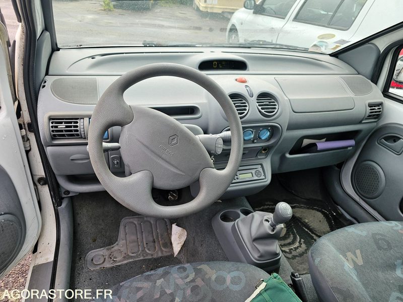 RENAULT TWINGO - 2006 - 151461km - 4148YQ76 - Personenwagen: afbeelding 5 RENAULT TWINGO - 2006 - 151461km - 4148YQ76 - Personenwagen: afbeelding 5