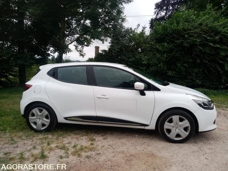 REnault Clio IV - 1.5 L Diesel - 276 000km - Personenwagen: afbeelding 2 REnault Clio IV - 1.5 L Diesel - 276 000km - Personenwagen: afbeelding 2