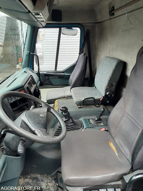 Renault AL-049-YP (ASST) - Vacuümwagen: afbeelding 5 Renault AL-049-YP (ASST) - Vacuümwagen: afbeelding 5