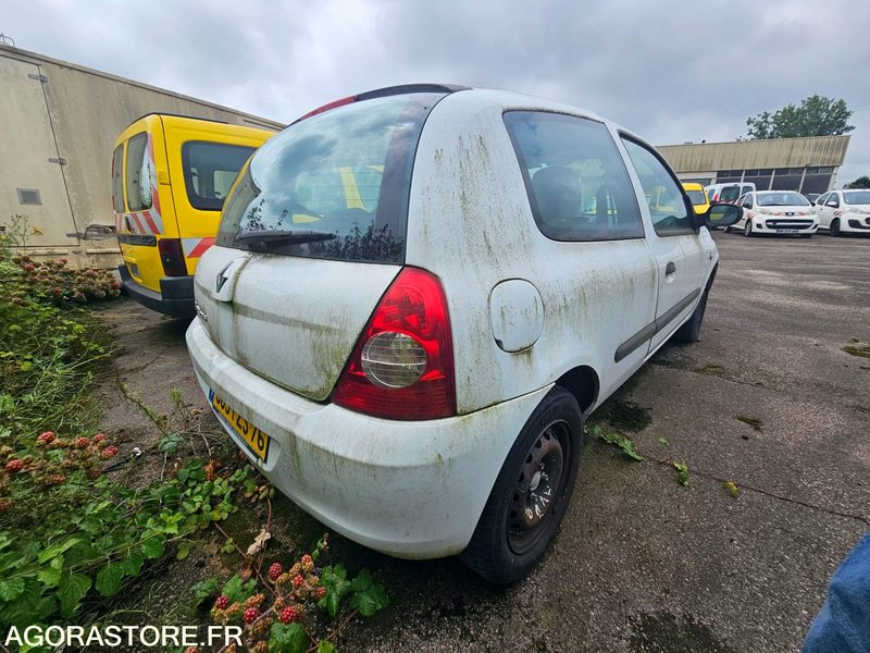 Renault Clio - 2007 - 207043km - 3891ZS76 - Personenwagen: afbeelding 3 Renault Clio - 2007 - 207043km - 3891ZS76 - Personenwagen: afbeelding 3
