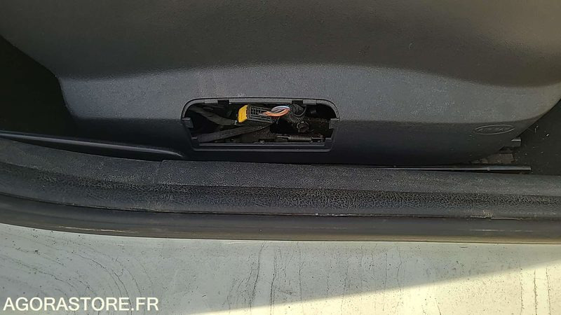 Renault Clio - 2012 - 248657kms - CC553YS - Personenwagen: afbeelding 3 Renault Clio - 2012 - 248657kms - CC553YS - Personenwagen: afbeelding 3