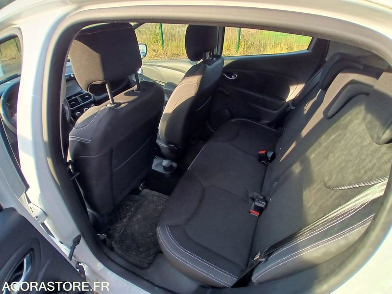 Renault Clio IV – Diesel – 2016-214 290 km - Personenwagen: afbeelding 4 Renault Clio IV – Diesel – 2016-214 290 km - Personenwagen: afbeelding 4