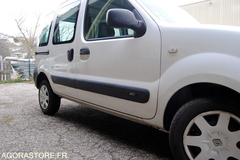 Renault Kangoo - 2006 - CB-654-BL - Personenwagen: afbeelding 2 Renault Kangoo - 2006 - CB-654-BL - Personenwagen: afbeelding 2