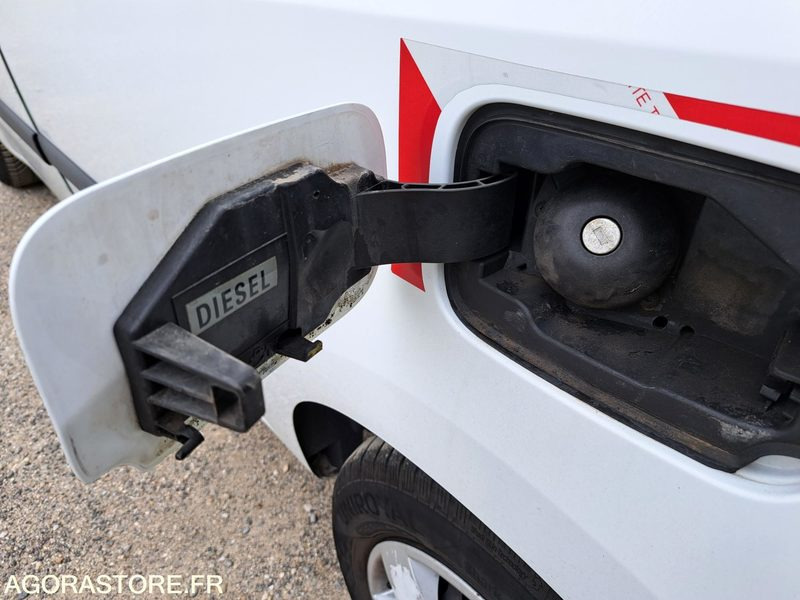 Renault Kangoo - 2012 - 102431kms - Kleine bestelwagen: afbeelding 4 Renault Kangoo - 2012 - 102431kms - Kleine bestelwagen: afbeelding 4