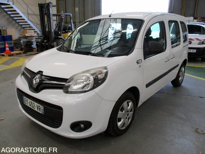 Renault Kangoo 5 places - 2018 - 89960 kms - Personenwagen: afbeelding 2 Renault Kangoo 5 places - 2018 - 89960 kms - Personenwagen: afbeelding 2