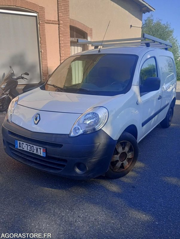 Renault Kangoo 6CV 136506 kms 2009 - Kleine bestelwagen: afbeelding 1 Renault Kangoo 6CV 136506 kms 2009 - Kleine bestelwagen: afbeelding 1