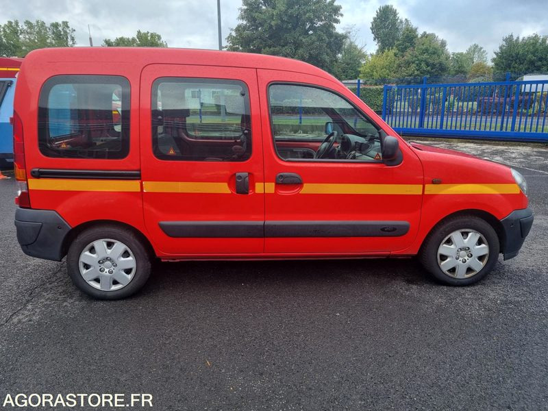 Renault Kangoo Diesel - 4370 XM 63 - 2003 - Kleine bestelwagen: afbeelding 4 Renault Kangoo Diesel - 4370 XM 63 - 2003 - Kleine bestelwagen: afbeelding 4