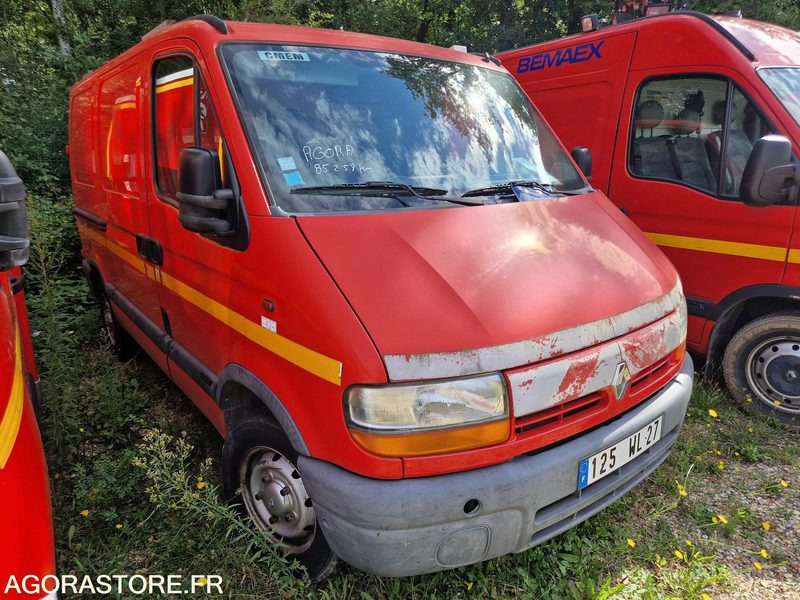 Renault Master - 1998 - 85258 - 125WL27 - Gesloten bestelwagen: afbeelding 2 Renault Master - 1998 - 85258 - 125WL27 - Gesloten bestelwagen: afbeelding 2