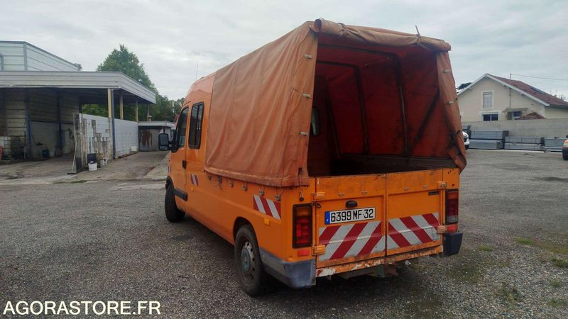 Renault - Master - 2003 - 364888km - Gesloten bestelwagen: afbeelding 4 Renault - Master - 2003 - 364888km - Gesloten bestelwagen: afbeelding 4