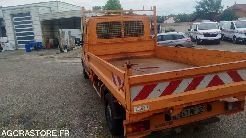 Renault - Master - 2003 - 507719 kms - Kipper bestelwagen: afbeelding 2 Renault - Master - 2003 - 507719 kms - Kipper bestelwagen: afbeelding 2