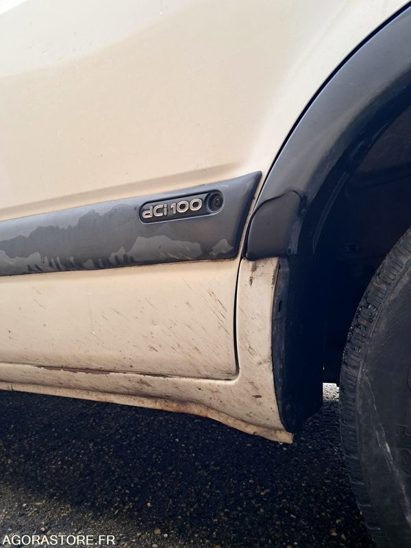 Gesloten bestelwagen Renault Master -2010 - 153875kms - AN-116-TP: afbeelding 8 Gesloten bestelwagen Renault Master -2010 - 153875kms - AN-116-TP: afbeelding 8