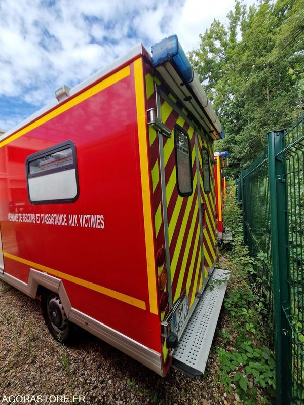 Renault Master - 2011 - 208407 - BV565XQ - Gesloten bestelwagen: afbeelding 5 Renault Master - 2011 - 208407 - BV565XQ - Gesloten bestelwagen: afbeelding 5