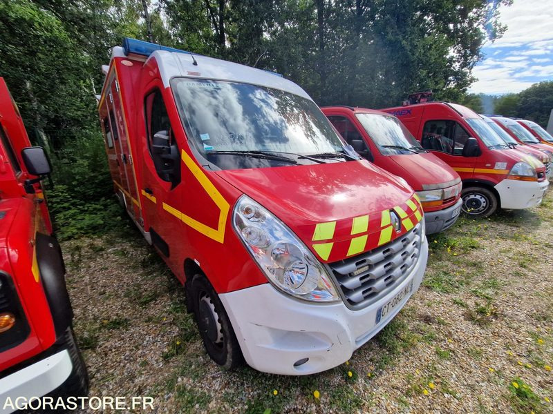 Renault Master - 2012 - 288136- CT082NL - Gesloten bestelwagen: afbeelding 2 Renault Master - 2012 - 288136- CT082NL - Gesloten bestelwagen: afbeelding 2