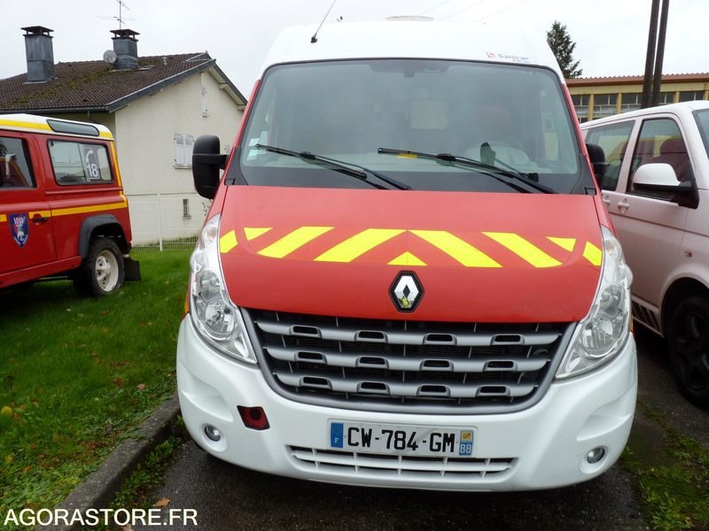 Renault Master (Ancienne Ambulance Pompier) - Ambulance: afbeelding 2 Renault Master (Ancienne Ambulance Pompier) - Ambulance: afbeelding 2