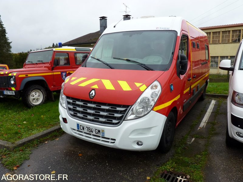 Renault Master (Ancienne Ambulance Pompier) - Ambulance: afbeelding 1 Renault Master (Ancienne Ambulance Pompier) - Ambulance: afbeelding 1