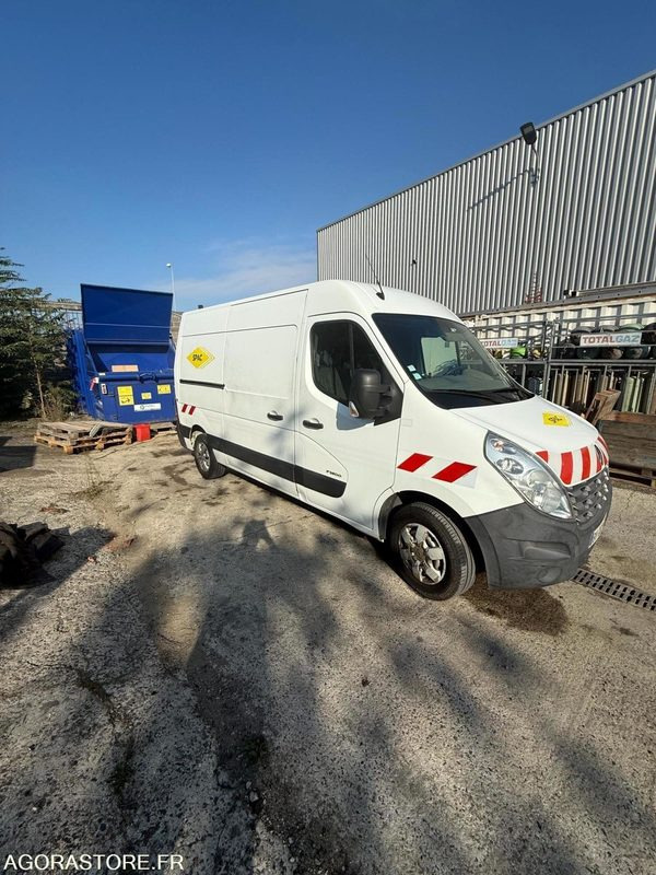 Renault Master H2L2 - 2011 - 272500 KM - Gesloten bestelwagen: afbeelding 1 Renault Master H2L2 - 2011 - 272500 KM - Gesloten bestelwagen: afbeelding 1
