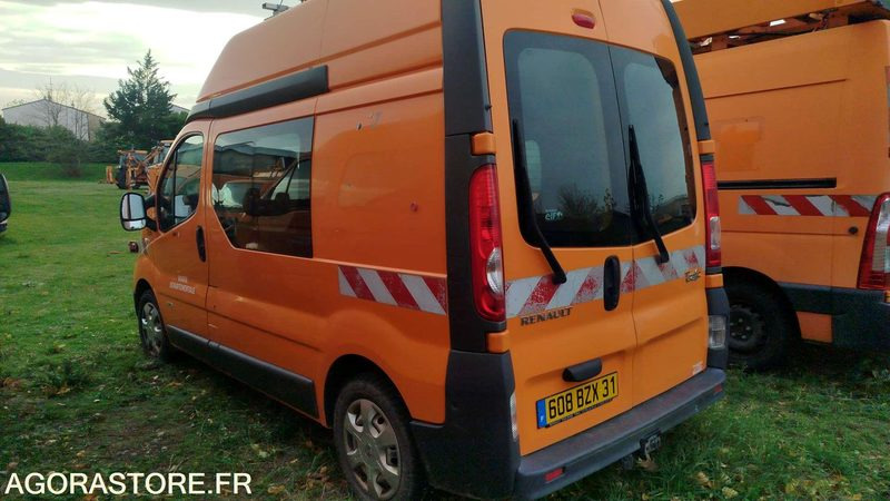 Renault Trafic - 2007 - 261796km - 608BZX31 - Gesloten bestelwagen: afbeelding 2 Renault Trafic - 2007 - 261796km - 608BZX31 - Gesloten bestelwagen: afbeelding 2