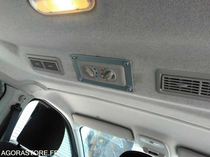 Renault Trafic 2017 114300 kms - Minibus, Personenvervoer: afbeelding 5 Renault Trafic 2017 114300 kms - Minibus, Personenvervoer: afbeelding 5