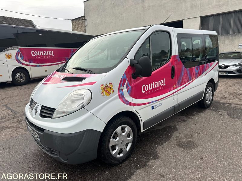 Renault Trafic 9 places / CK-910-VW / 325 196kms - Minibus, Personenvervoer: afbeelding 1 Renault Trafic 9 places / CK-910-VW / 325 196kms - Minibus, Personenvervoer: afbeelding 1