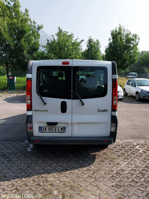Renault Trafic 9 places DA-953-LM de 2013 avec 135 698 kms - Minibus, Personenvervoer: afbeelding 5 Renault Trafic 9 places DA-953-LM de 2013 avec 135 698 kms - Minibus, Personenvervoer: afbeelding 5