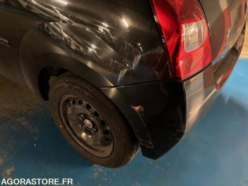 Renault Twingo essence année 2010 avec 122700 km - Personenwagen: afbeelding 4 Renault Twingo essence année 2010 avec 122700 km - Personenwagen: afbeelding 4