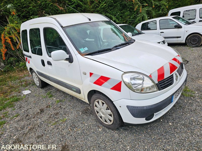 Renault kangoo - 2007 - 243472km - 1330WN28 - Personenwagen: afbeelding 2 Renault kangoo - 2007 - 243472km - 1330WN28 - Personenwagen: afbeelding 2