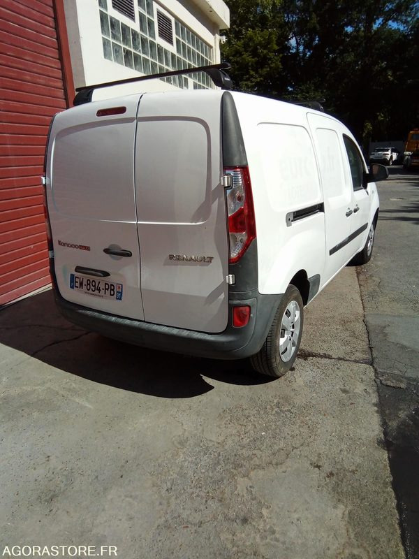 Renault maxi Kangoo 1.5 dci 90 CV 3 places clim - 2018 - 136 207km - Kleine bestelwagen: afbeelding 4 Renault maxi Kangoo 1.5 dci 90 CV 3 places clim - 2018 - 136 207km - Kleine bestelwagen: afbeelding 4