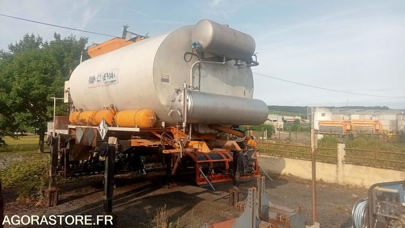 Répandeuse à bitume de 8500 litres (sans le porteur) - Bitumen sprayer: afbeelding 2 Répandeuse à bitume de 8500 litres (sans le porteur) - Bitumen sprayer: afbeelding 2