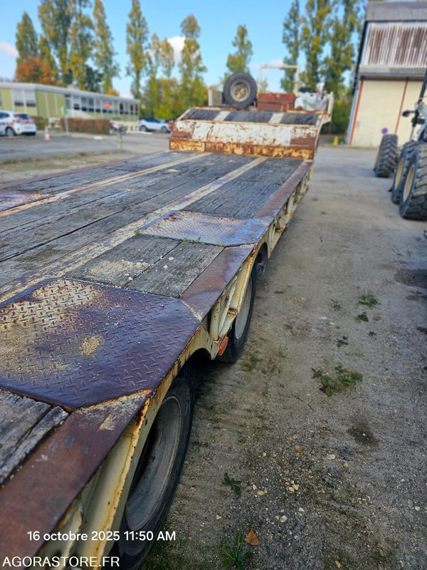 SEMI-REMORQUE PORTE ENGIN KAISER - 2001 - 128CLW77 (MPE057) - Dieplader aanhangwagen: afbeelding 3 SEMI-REMORQUE PORTE ENGIN KAISER - 2001 - 128CLW77 (MPE057) - Dieplader aanhangwagen: afbeelding 3