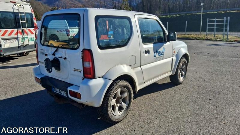 SUZUKI Jimny 4x4 GO - 2010 - 337758km - SUV: afbeelding 3 SUZUKI Jimny 4x4 GO - 2010 - 337758km - SUV: afbeelding 3