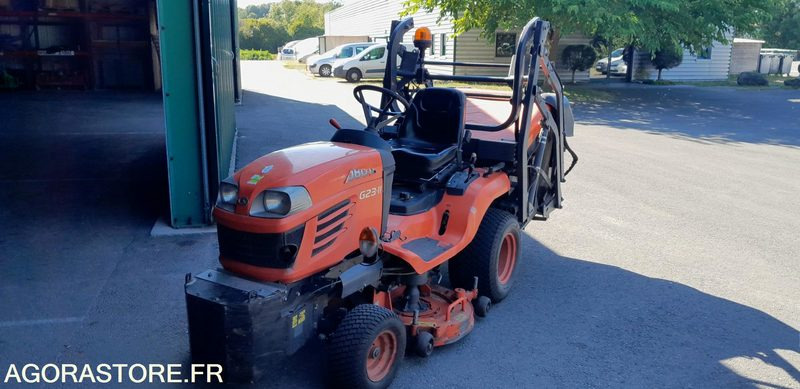 TONDEUSE AUTOPORTEE KUBOTA G23 - Gazonmaaier: afbeelding 1 TONDEUSE AUTOPORTEE KUBOTA G23 - Gazonmaaier: afbeelding 1