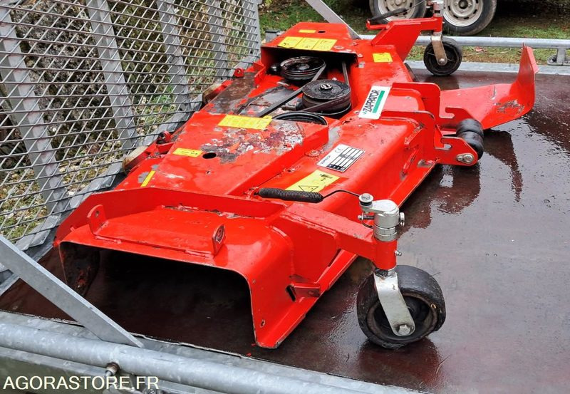 TRACTEUR TONDEUSE TYM T233 - Tractor: afbeelding 2 TRACTEUR TONDEUSE TYM T233 - Tractor: afbeelding 2